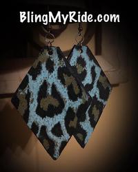 Turquoise cheetah print western style leather earrings.