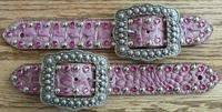 Belt style spur straps.